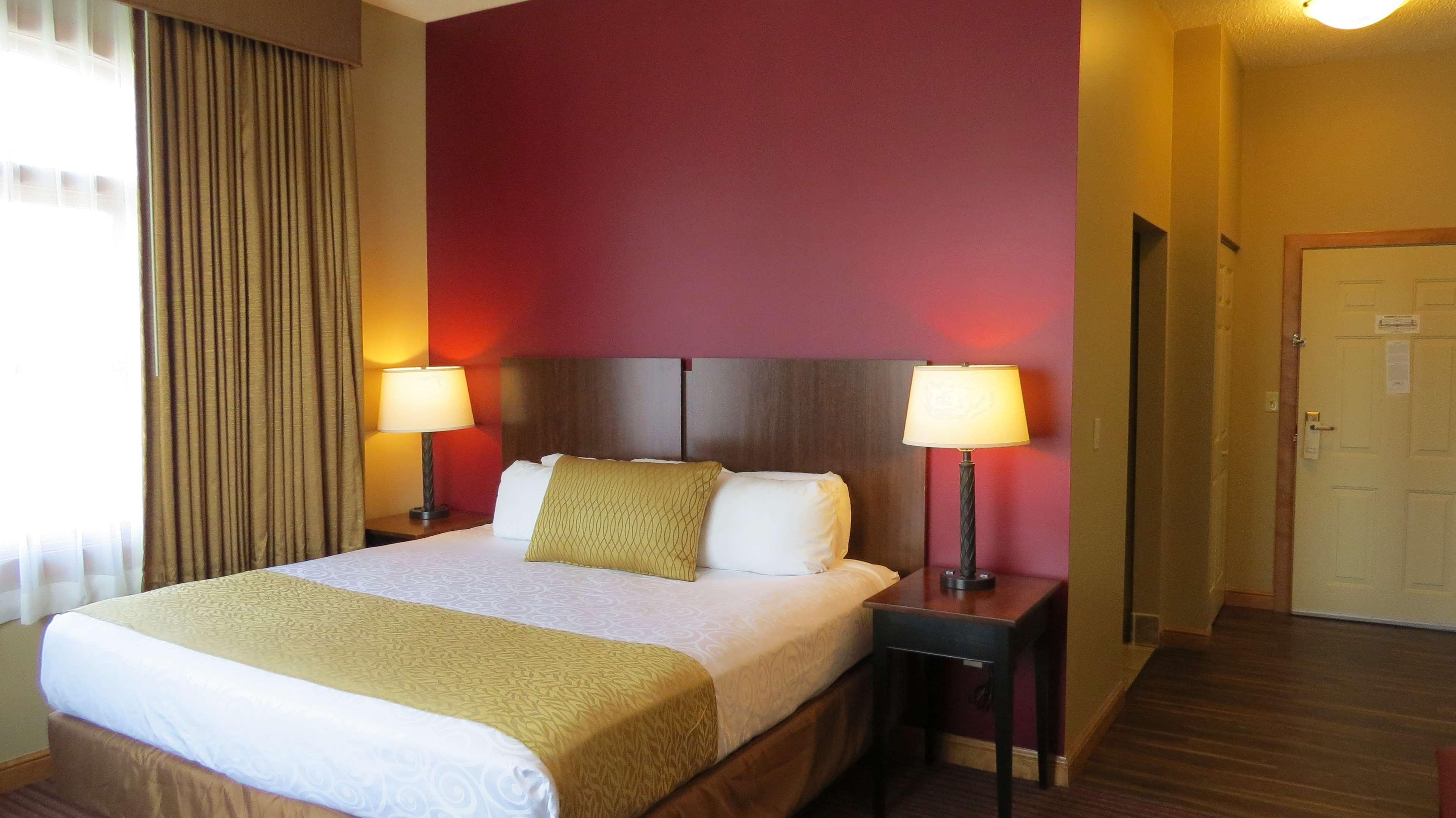 Best Western Plus Dutch Haus Inn And Suites Columbiana Pokoj fotografie