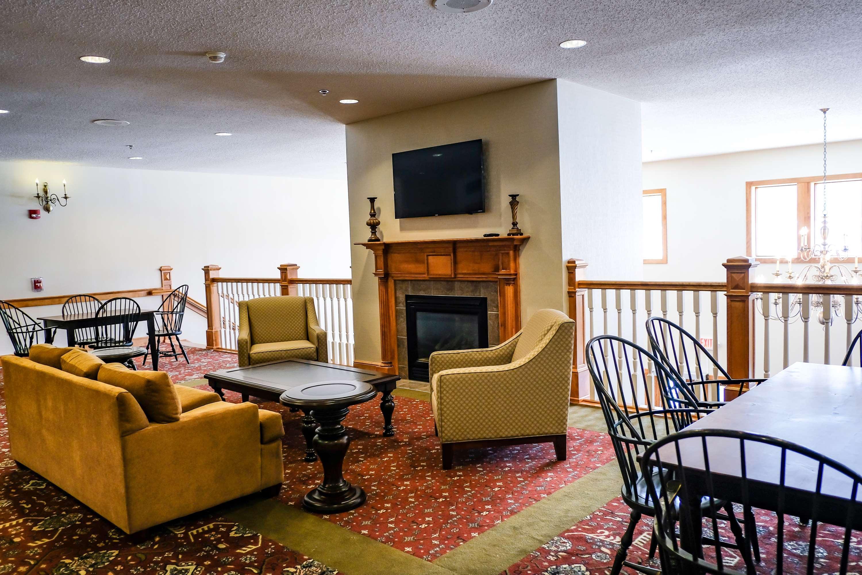 Best Western Plus Dutch Haus Inn And Suites Columbiana Exteriér fotografie